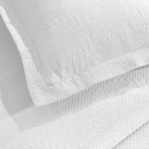 King Cotton Bedspread Set with Pillow Shams - White, Oversized, All-Season Comfort