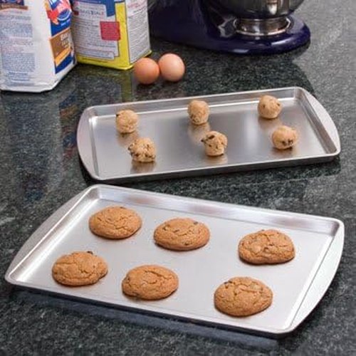 Cooking Concepts Nonstick Cookie Pans - Set of 3 | 13" x 9" x 1" for Perfect Baking Results