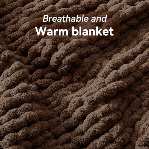Negwoo Chunky Knit Throw Blanket, 50''*60'' Knitted Throw Chenille Yarn for Bed Couch, Handmade Light Grey Crochet Big Thick Blanket, Machine Washable Cute Comfy Blanket for Home Decor