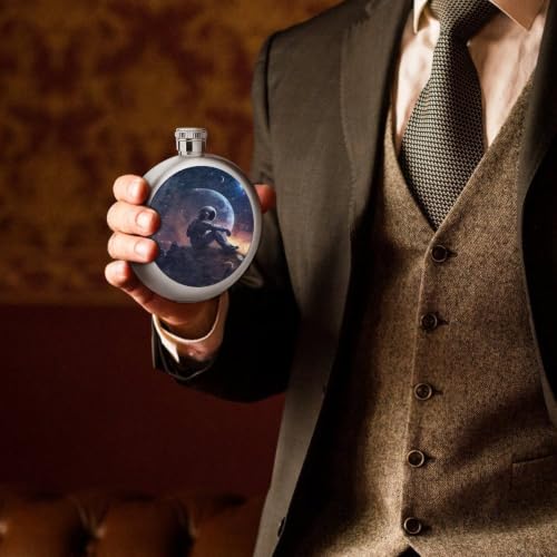Astronaut Moon Scene Stainless Steel Flask 140ml, Portable Liquor Bottle with Screw Cap - One Size