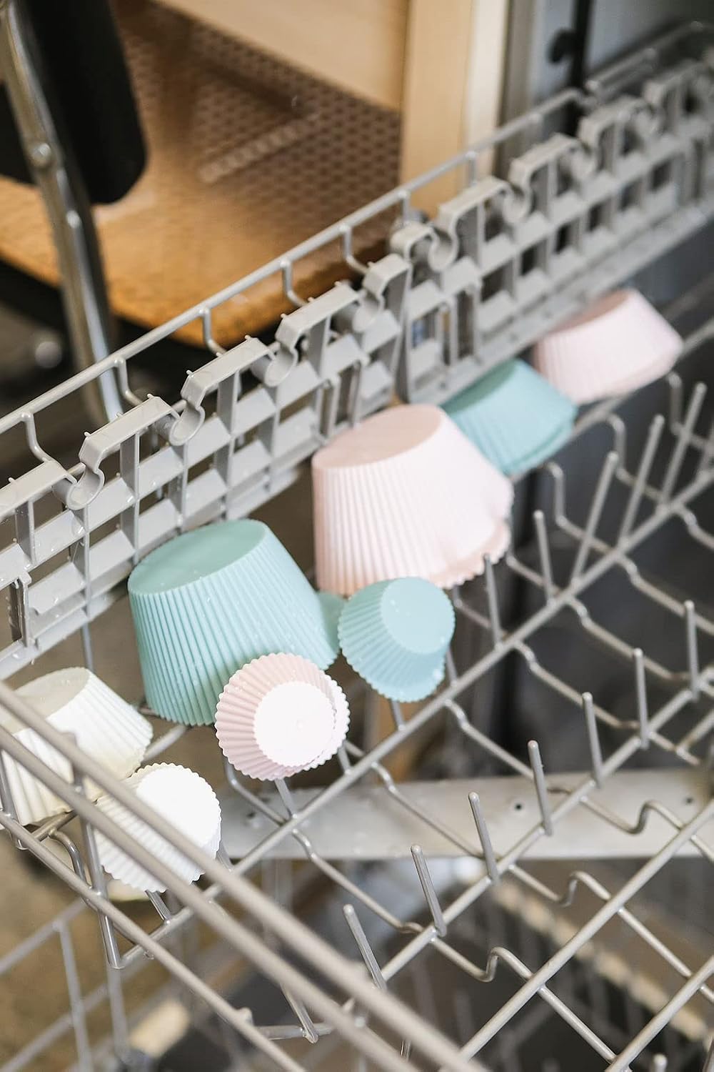 Skiennix Reusable Silicone Baking Cups - Jumbo Muffin Liners, BPA Free, 12 Pack in Pink, Gray, Blue
