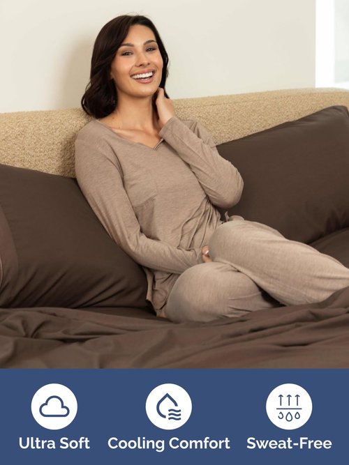 Extra Deep Twin Fitted Sheet - Hotel Luxury Single Fitted Sheet Only - Easily Fits 18 inch to 24 inch Mattress - Ultra Soft, Wrinkle Free w/Extra Deep Pockets - Easy-Care, Breathable & Comfy - Brown