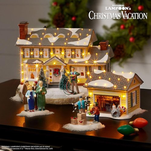 Department 56 | National Lampoon's Christmas Vacation Fire It Up Dad Figurine - 1.38 Inch, Multicolor