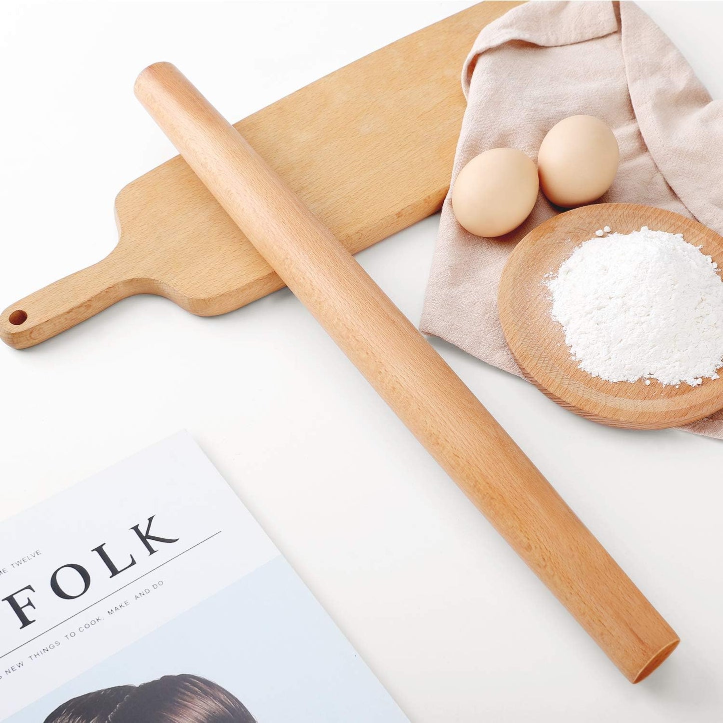 QUELLANCE Wood Rolling Pin - Beech Wood Dough Roller with Silicone Baking Mat for Pizza, Pastries & Cookies
