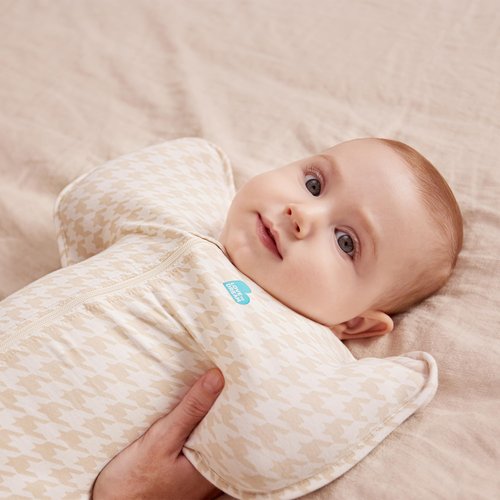 Love to Dream Swaddle UP,Baby Sleep Sack, Self-Soothing Swaddles for Newborns,Get Longer Sleep,Snug Fit Helps Calm Startle Reflex,Newborn Essentials for Baby, 1.0 TOG,Newborn 5-8.5 lbs,Tan Houndstooth