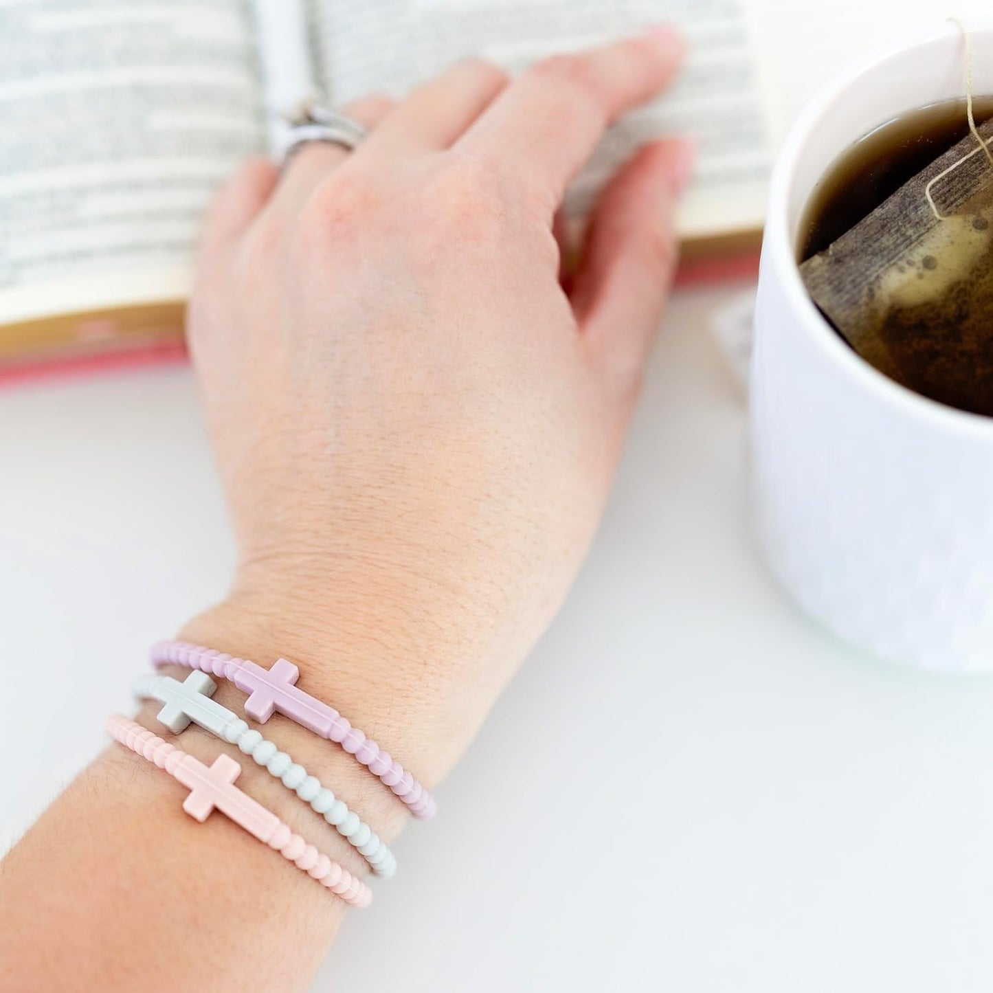 Ryan & Rose Jesus Bracelets - Stylish Cross Silicone Bracelet for Faith and Fashion
