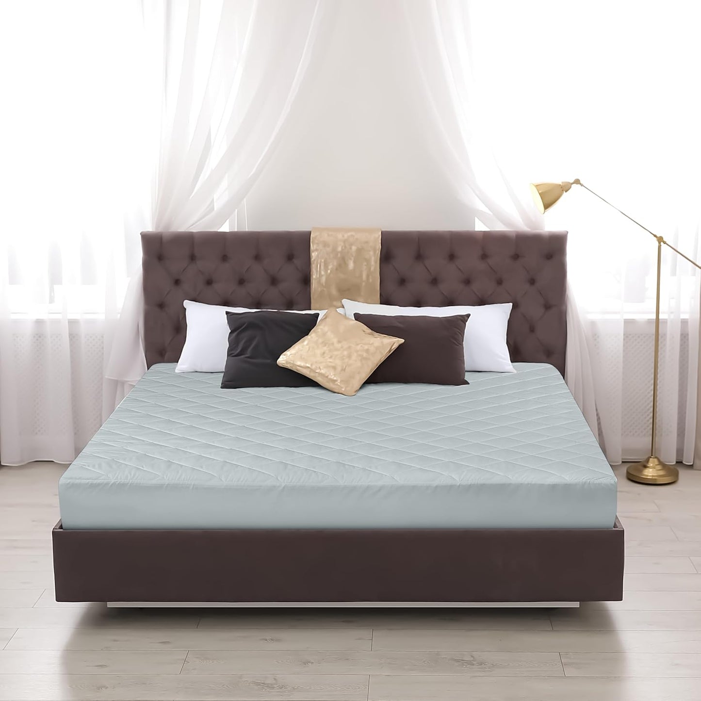 Utopia Bedding Quilted King Size Mattress Pad - Elastic Fitted Protector with Deep Pocket (Light Grey)