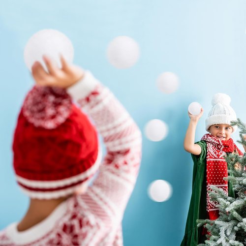 Luces 80 PCS Soft Fake Snow Balls - Indoor & Outdoor Winter Fun | Perfect for Christmas Games
