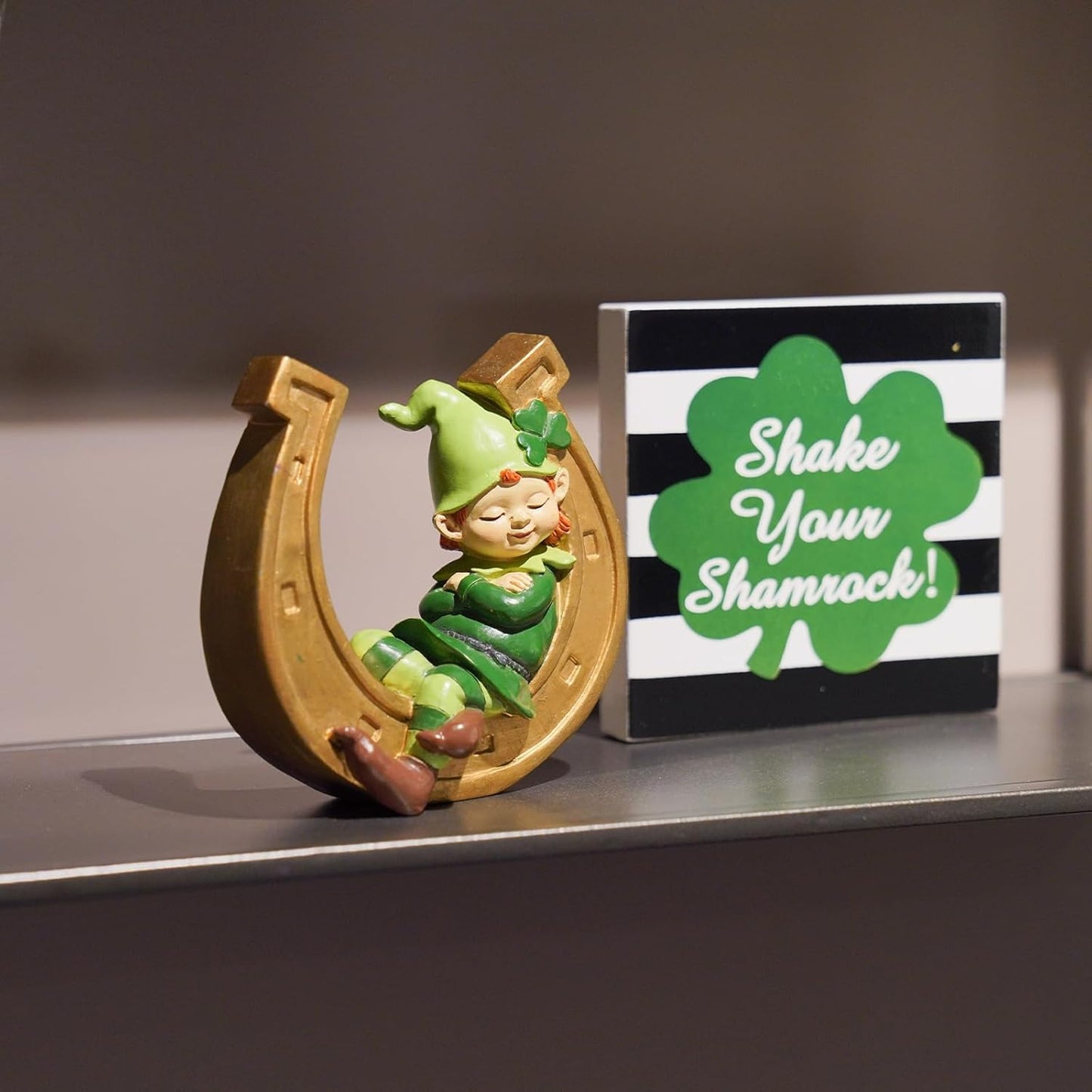 Braxio St. Patrick's Day Decorations | Resin Gnome Collectible Figurines - Green Gnome & Gold Horseshoe Centerpieces (3.75" x 1.5" x 3.75")