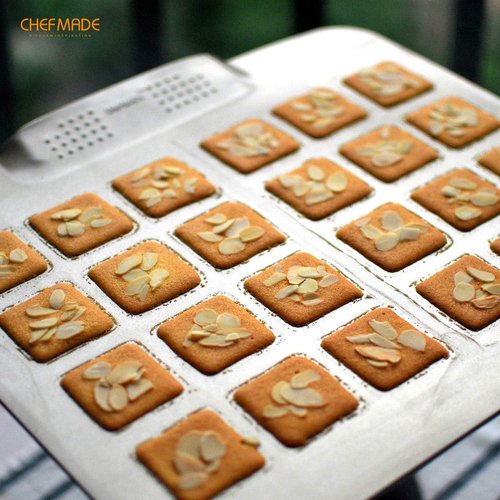 CHEFMADE Non-Stick Cookie Sheet Pan - One-Handed Gripping Bakeware | 12-Inch Rimless Design (Champagne Gold)
