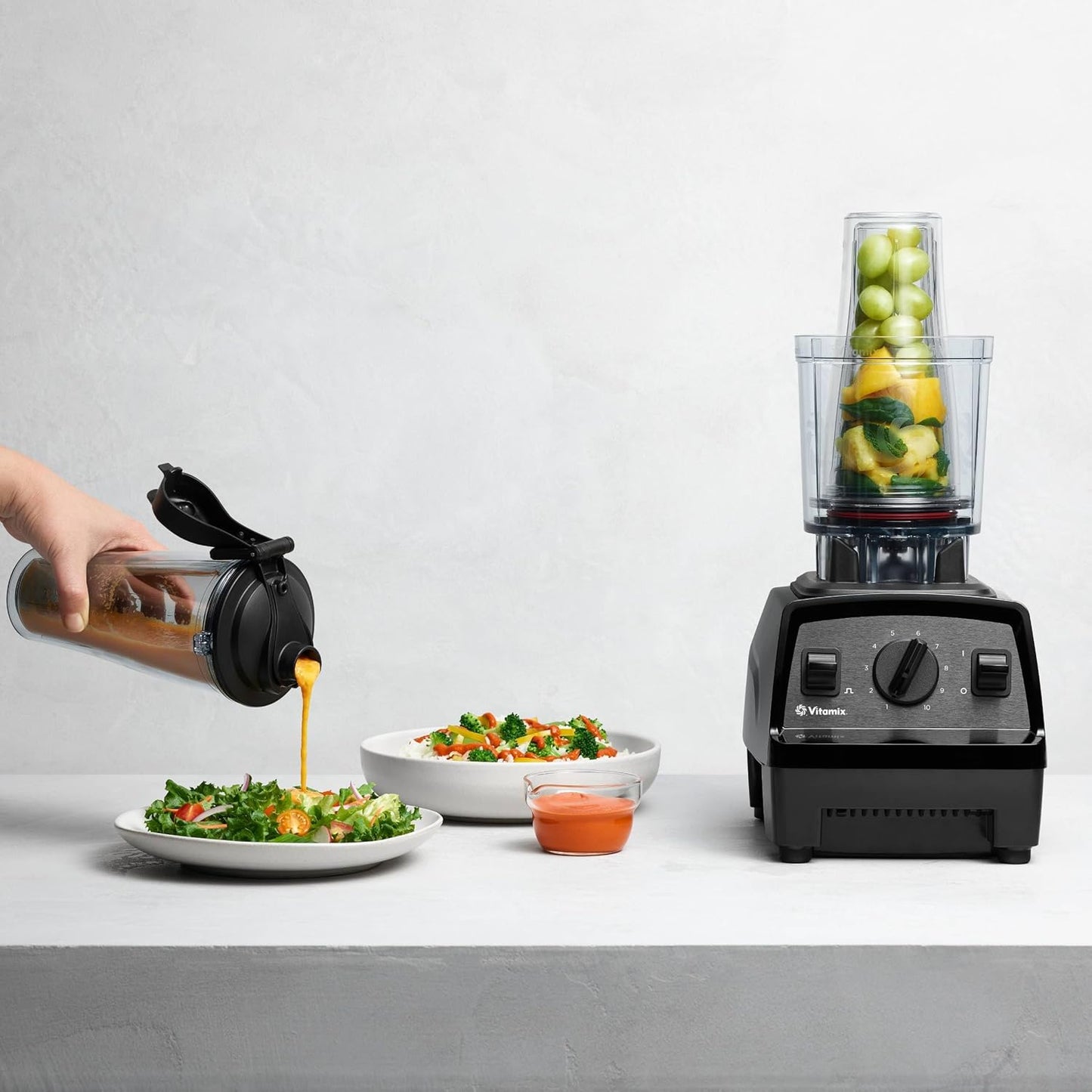 Vitamix Personal Cup Adapter - BPA-Free, Dishwasher-Safe with Two 20-Ounce Blender Cups & Lids