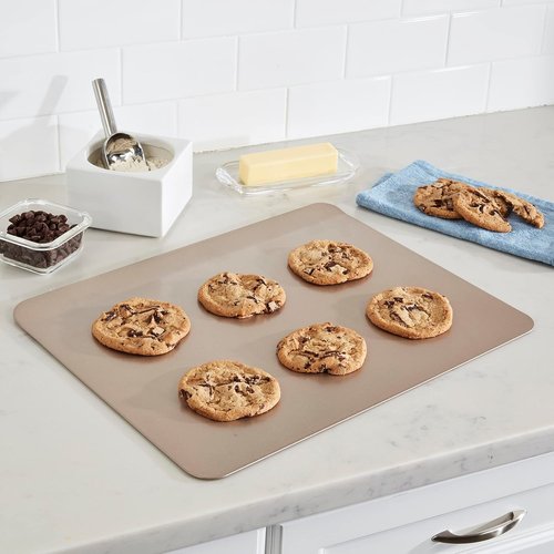 Cuisinart Nonstick Cookie Sheet - 17-Inch Chef's Classic Bakeware in Elegant Champagne Color