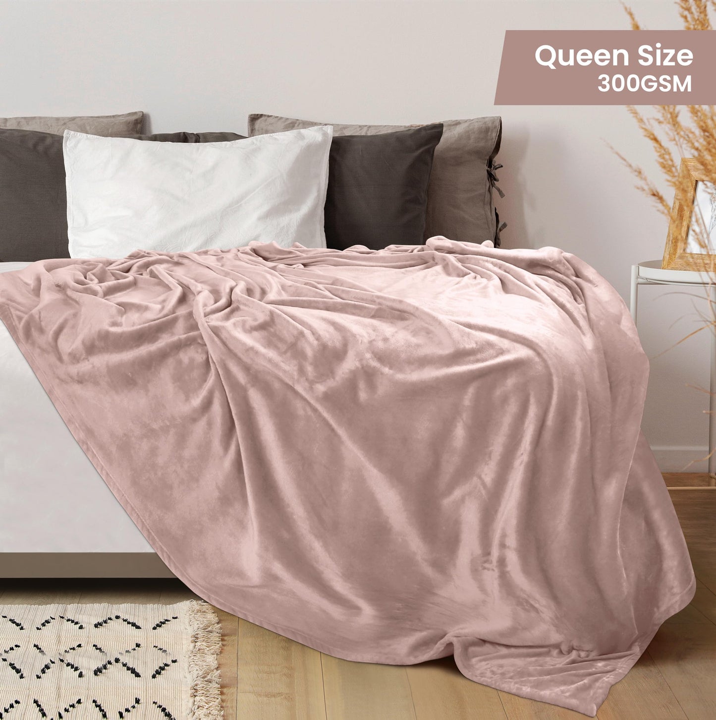 Utopia Bedding Fleece Blanket Queen Size Rose Pink 300GSM Luxury Anti-Static Fuzzy Soft Microfiber Bed Blanket (90x90 Inch)