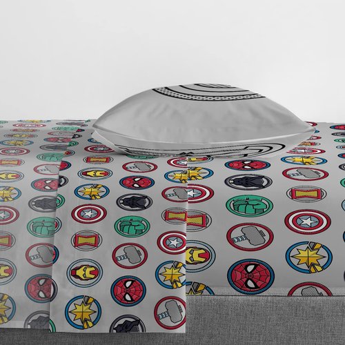 Jay Franco Marvel Avengers Pop 5 Piece Twin Size Bed Set - Includes Comforter & Sheet Set - Super Soft Fade Resistant Microfiber (Official Marvel Product)