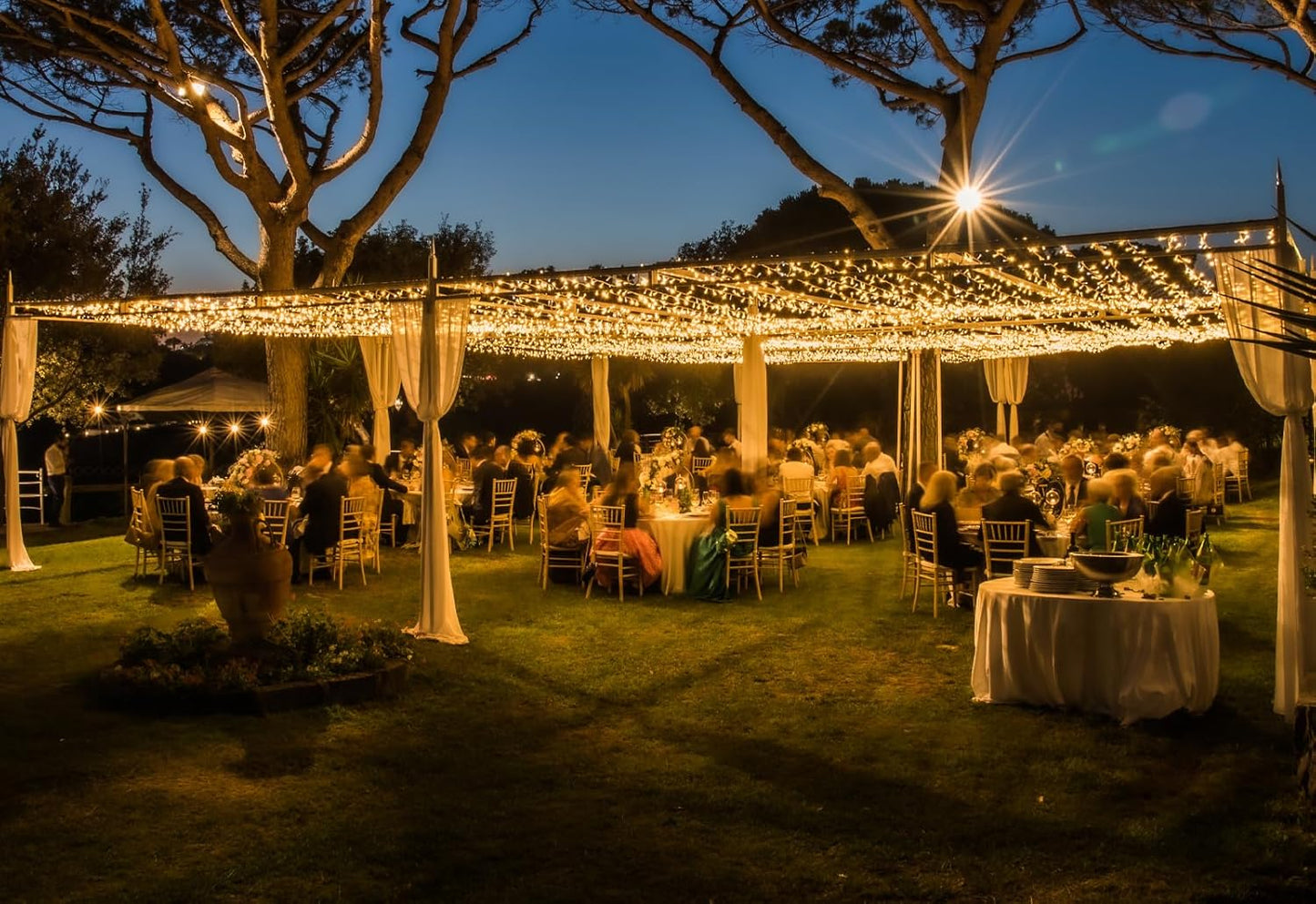 Solhice LED Curtain Lights - 800 Warm White Twinkle String Lights for Outdoor & Indoor Décor | 40ft x 10ft