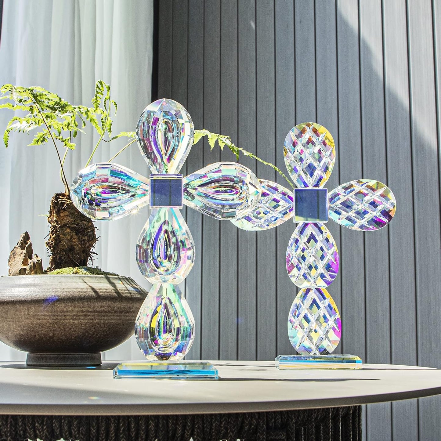 QFkris Crystal Standing Cross Figurine - Elegant 8.5-Inch Glass Tabletop Decor Gift for Women