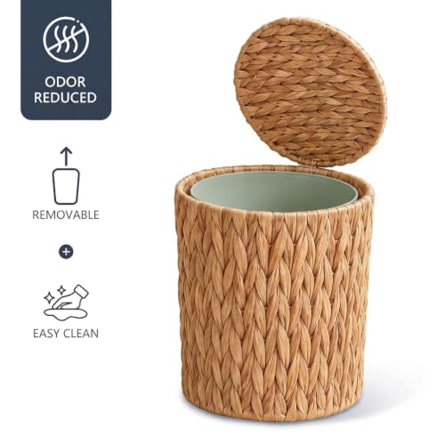 Water Hyacinth Waste Basket with Lid and Removable Plastic Liner - 4 Gallon