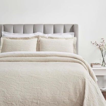 Oversized Cotton Bedspread Set - King / Beige - 3 Piece Decorative Bedding