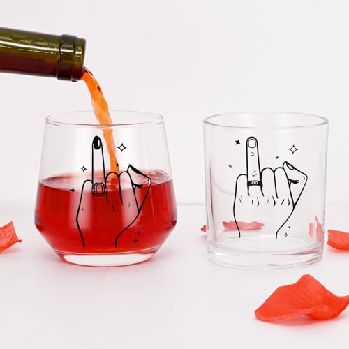 Ring Finger Wine Glasses Set for Couples - Wedding & Engagement Gift