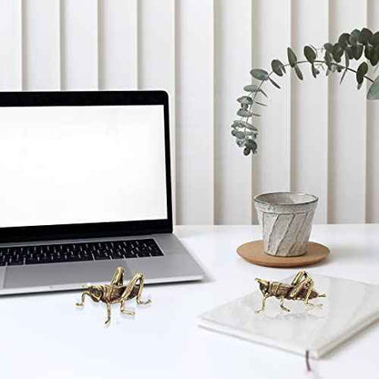 Copper Small Cricket Garden Figurine Statues, Solid Brass Lucky Cricket Rustic Fireplace Hearth Mantle Decor Home Study Desk Fun Children's Room Decoration (B)