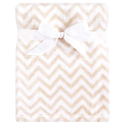 Hudson Baby Unisex Baby Silky Plush and Coral Fleece Blanket, Tan Chevron, 30x40 inches