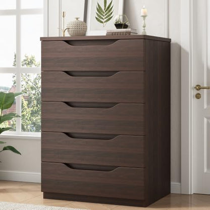 Modern Brown 5-Drawer Dresser for Bedroom Storage