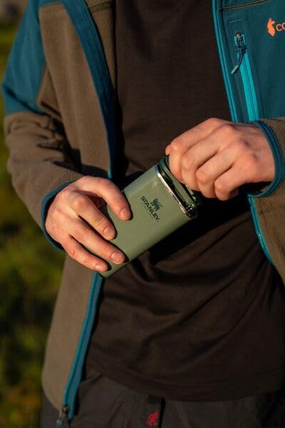 Stanley Classic Wide Mouth Flask - 8 oz Leakproof Insulated Hip Flask | BPA-Free Hammertone Black