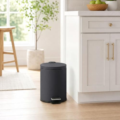 Round Trash Can with Soft-Close Lid 5L/1.3 Gal Bathroom Wastebasket
