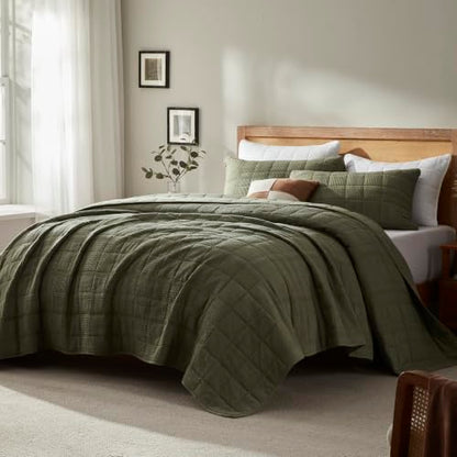Cotton Waffle Quilt Set - Cal King 118x106 Olive Green, 3 Piece All-Season Bedding