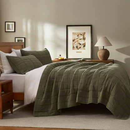 Cotton Waffle Quilt Set - Cal King 118x106 Olive Green, 3 Piece All-Season Bedding