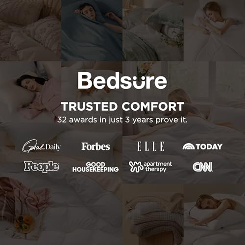 Bedsure Sage Green Duvet Cover Twin/Twin XL Size - 2 Pieces Prewashed Polyester Extra Soft Bedding Set, Includes 1 Twin Duvet Cover 68''x90'' with Zipper Closure & 1 Pillow Sham, No Comforter