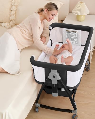 Black 3-in-1 Baby Bassinet Bedside Sleeper with Mesh Mosquito Net & Wheels