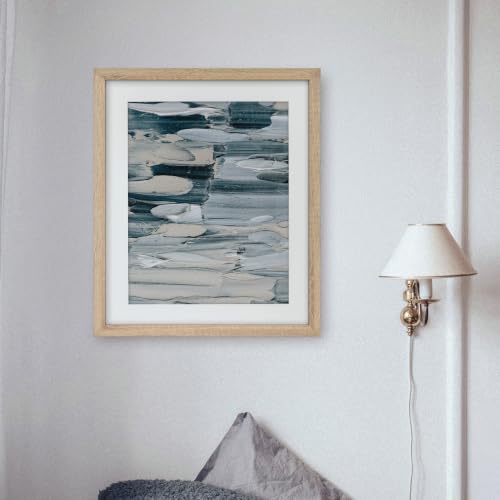 Natural Woodgrain 20x24 Inch Gallery Frame with 16x20 Mat - 1 Pack