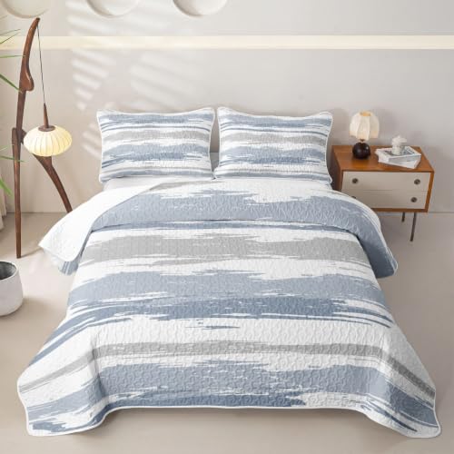 King Blue Grey Striped Quilt Set with Pillowcases - Modern Bedding, Grey Blue Variation