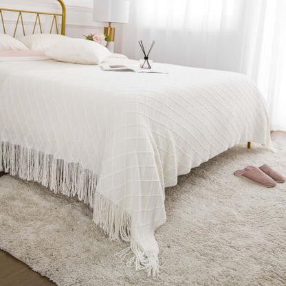Decorative Bed Runner with Tassels and Diamond Knit Pattern - All Season Waffle Knit Textile 51x67in