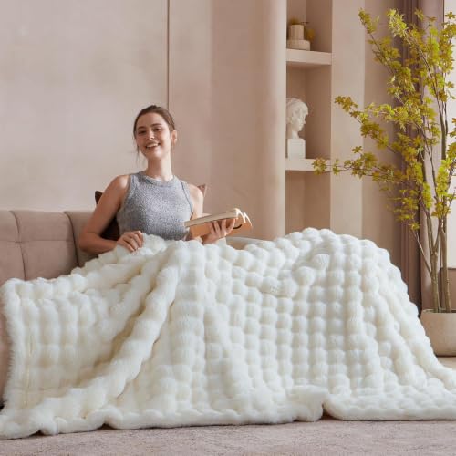 Cream White Faux Fur Throw Blanket 50x60 Plush Fuzzy Bubble for Sofa & Bedroom