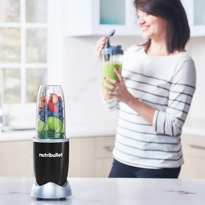 NutriBullet Pro 900W Blender - Exclusive Single-Serve Bundle in Black Stainless Finish