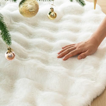 24 Inch White Christmas Tree Skirt Faux Fur Mini Snowflake Pattern - Cream White