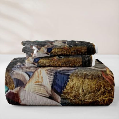King Size Duck Hunting Woodland Quilt Set with Pillowcases - Brown & Black