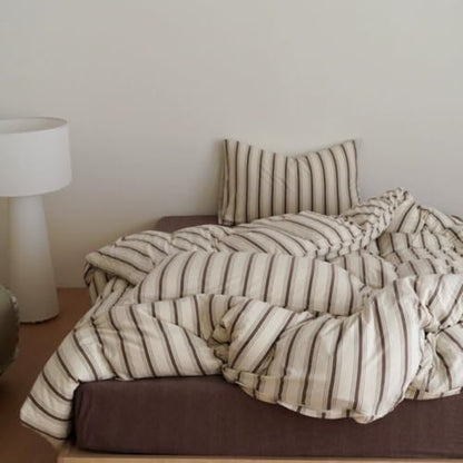 Full Brown Striped Duvet Cover Set - Microfiber Bedding with Pillowcases