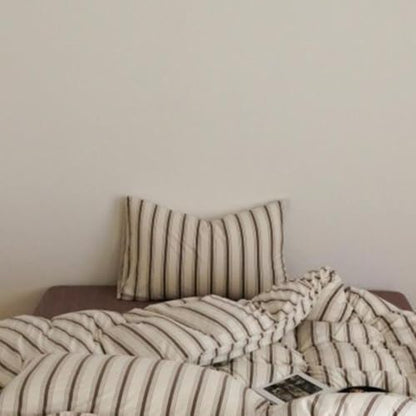 Full Brown Striped Duvet Cover Set - Microfiber Bedding with Pillowcases