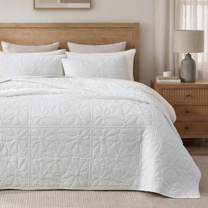 Queen Size Cotton Quilt Set with Floral Stitching - Bright White, 100% Cotton