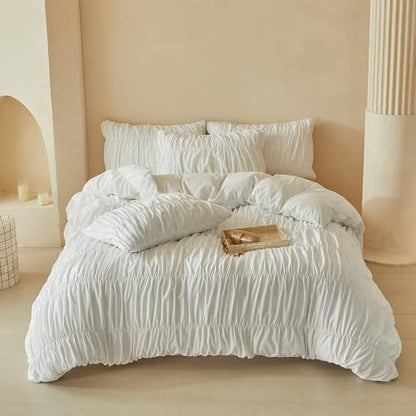 Queen 3D Striped White Duvet Cover Set Pleated Bed Decor - Modern Home Style