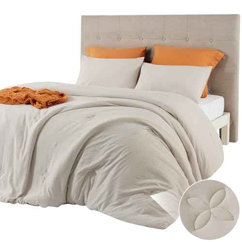 Bedsure King Size Comforter Set Beige, Soft Prewashed King Bedding, Quilted Comforter with Clover Design, Down Alternative Comforter for All Seasons, 3 Pieces Bed Set with 2 Pillow Shams