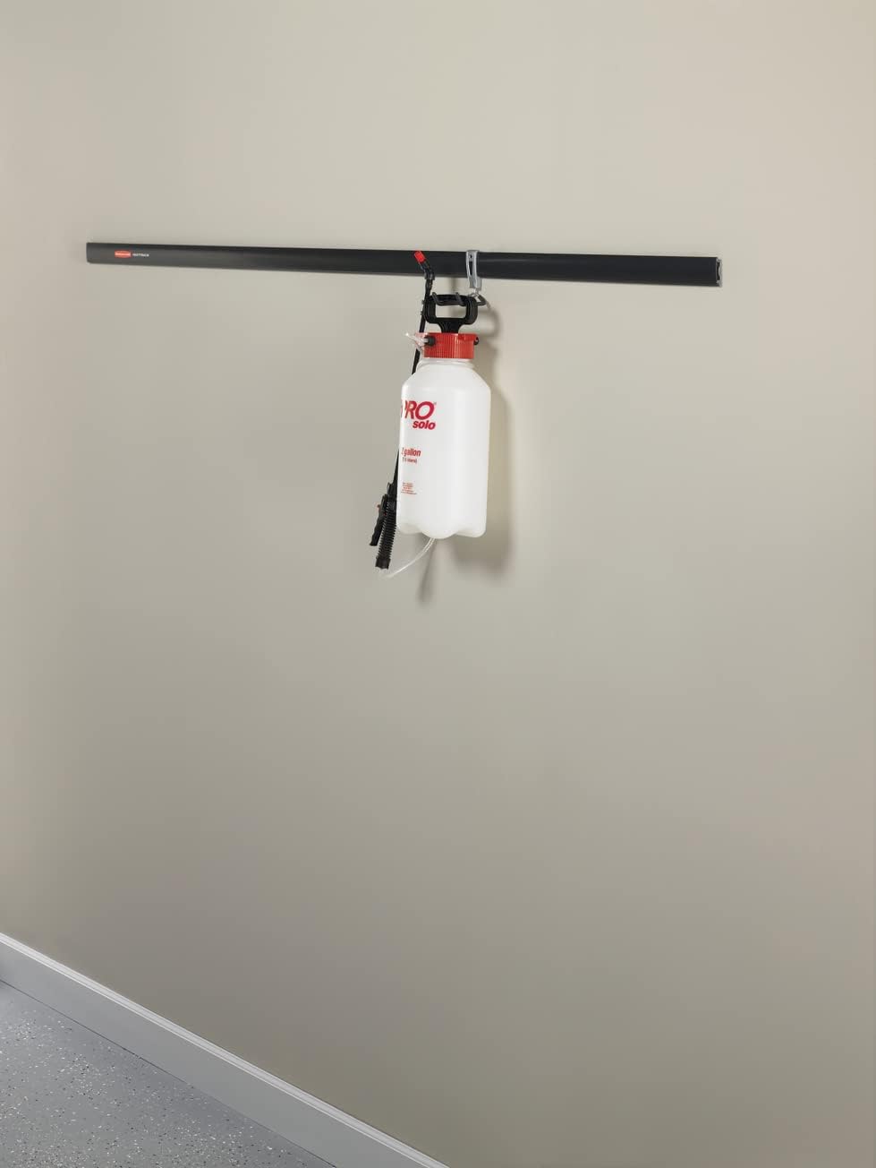 Rubbermaid FastTrack Cord Hook - Heavy Duty Garage Organizer for Cords, Ropes & Hoses