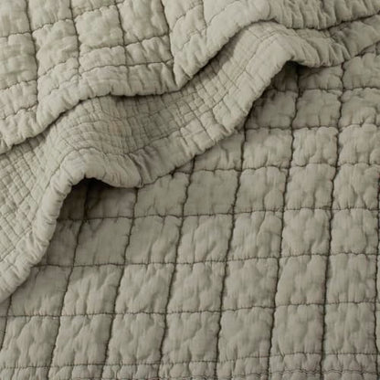 Taupe Reversible Cotton Quilt Set - King/Cal King with 2 Shams - Textured Grid Pattern