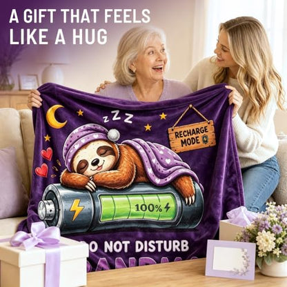 Funny Grandma Gift Blanket with Sloth Design, Cozy Throw for Birthdays