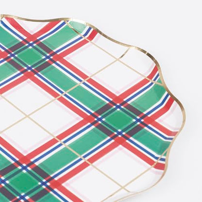 Christmas Party Plates with Tartan Pattern - Pack of 8, Wavy Edge, Gold Foil Accents