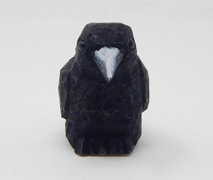 Selsela Hand-Carved Raven Figurine - Black Crow Sculpture | Gothic Decor & Nature-Inspired Gift