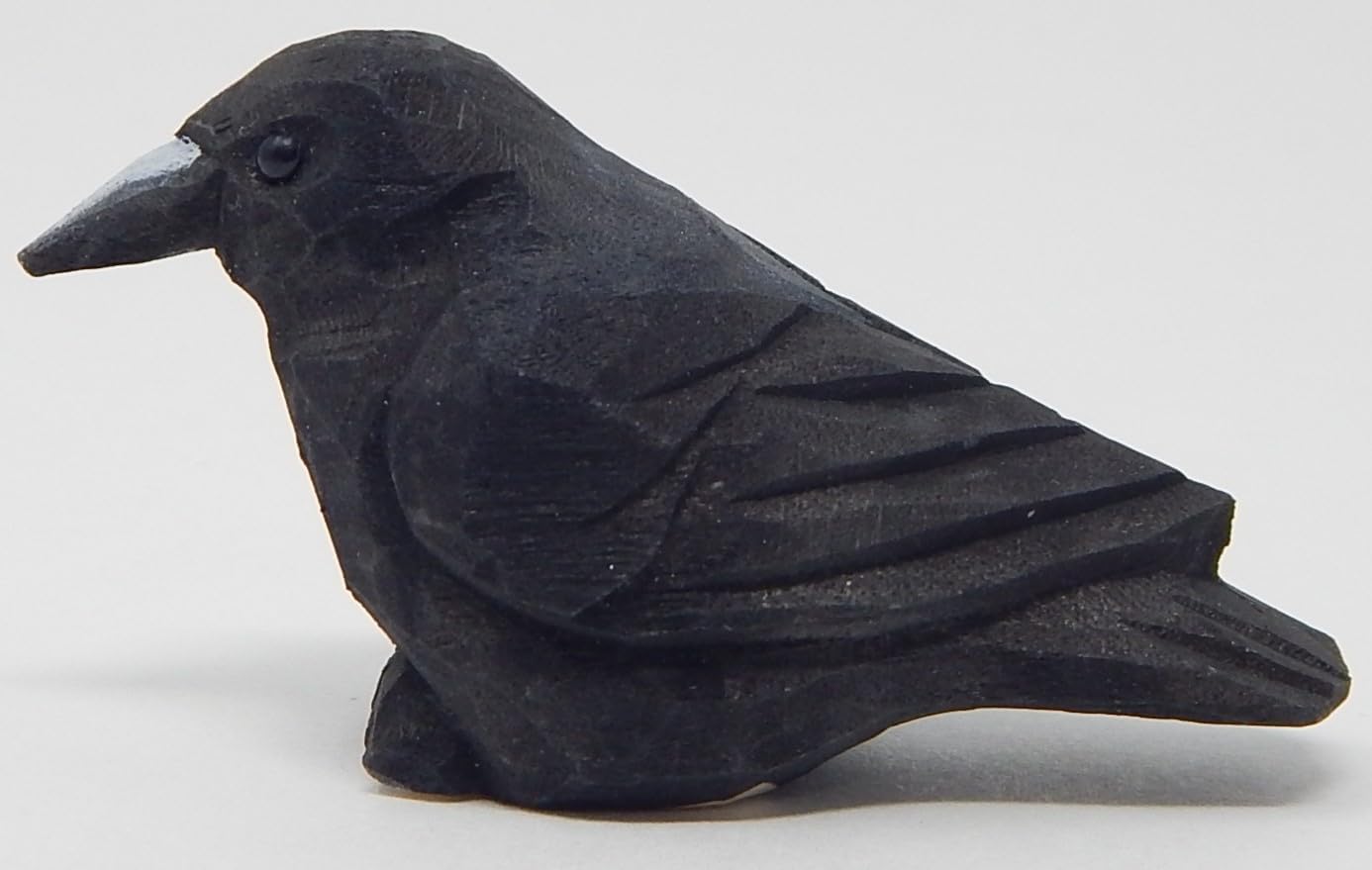 Selsela Hand-Carved Raven Figurine - Black Crow Sculpture | Gothic Decor & Nature-Inspired Gift